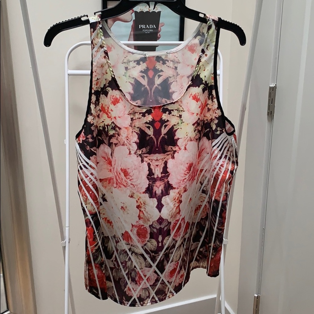 Floral printed tank